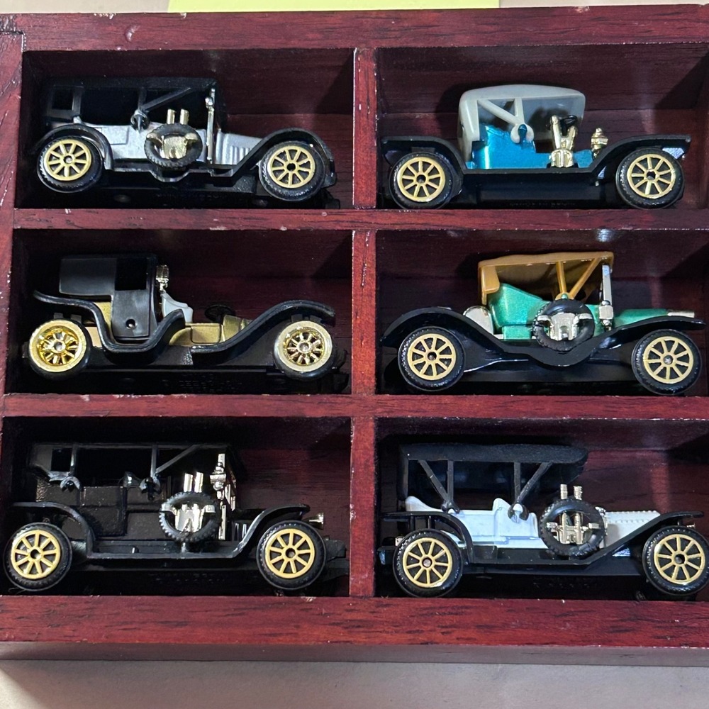 Classic Car Diecast Lot of 10 in Shadow Boxes Vintage 1990's Reader's Digest